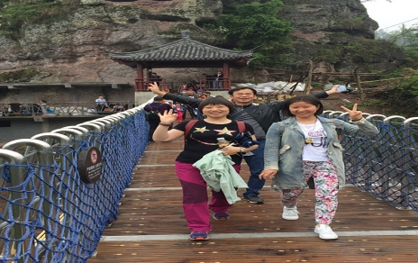 提高企业凝聚力，，，员工活动发展丰硕多彩