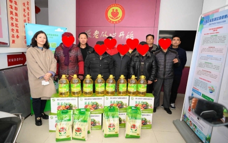 发展迎春走访慰问、、、响应留“嘉”建议