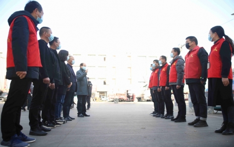 迎霜斗雪保供给，，这里的人儿格外勤朴
